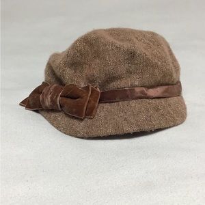 Never worn Stylish hat